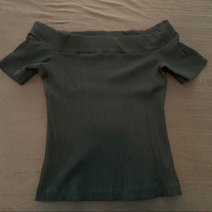 Wilfred off the shoulder black tee